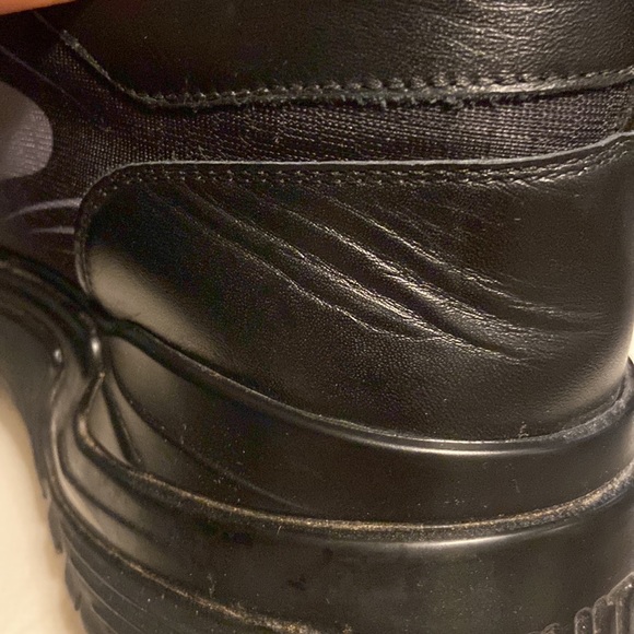 Louis Vuitton Gray/Black  Run Away Monogram Pulse Sneakers Size LV8/US 9 - Picture 12 of 13